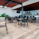 2 Bedroom Condo At Ipana Condos - Pool - Gym - Business Center - Indigo